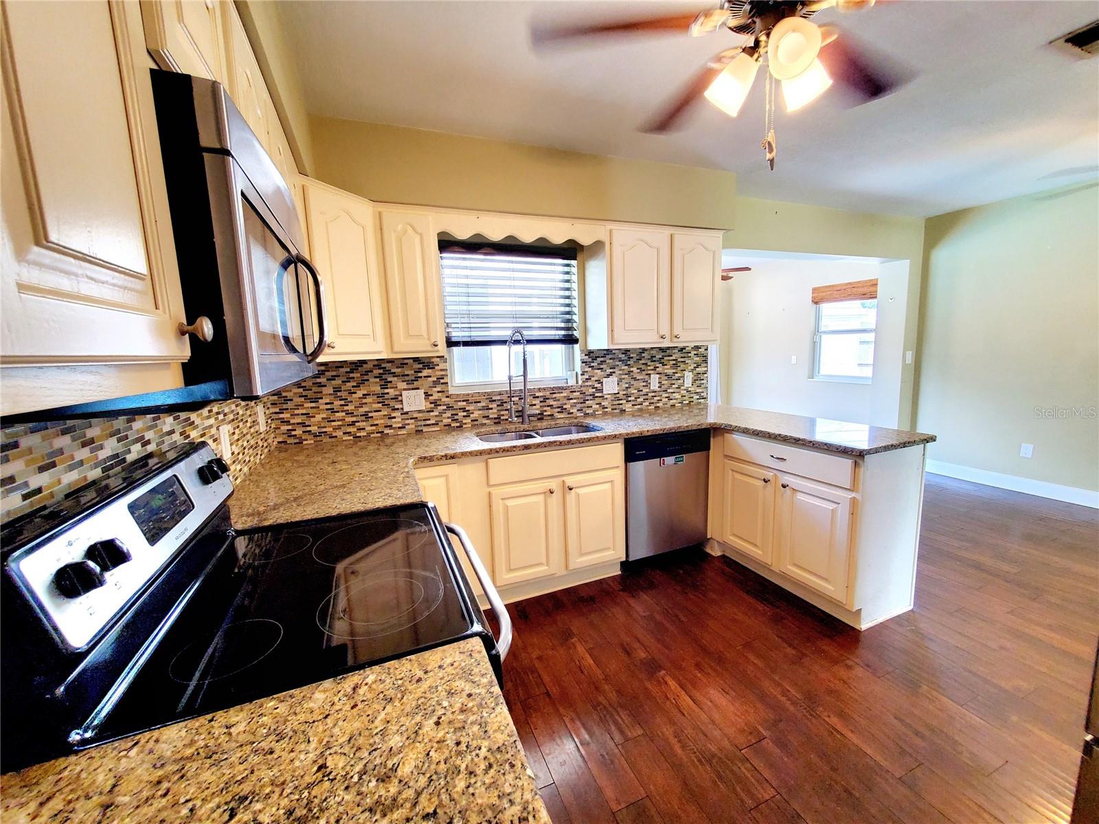 Image 11 of 32 For 2645 Woodring Drive