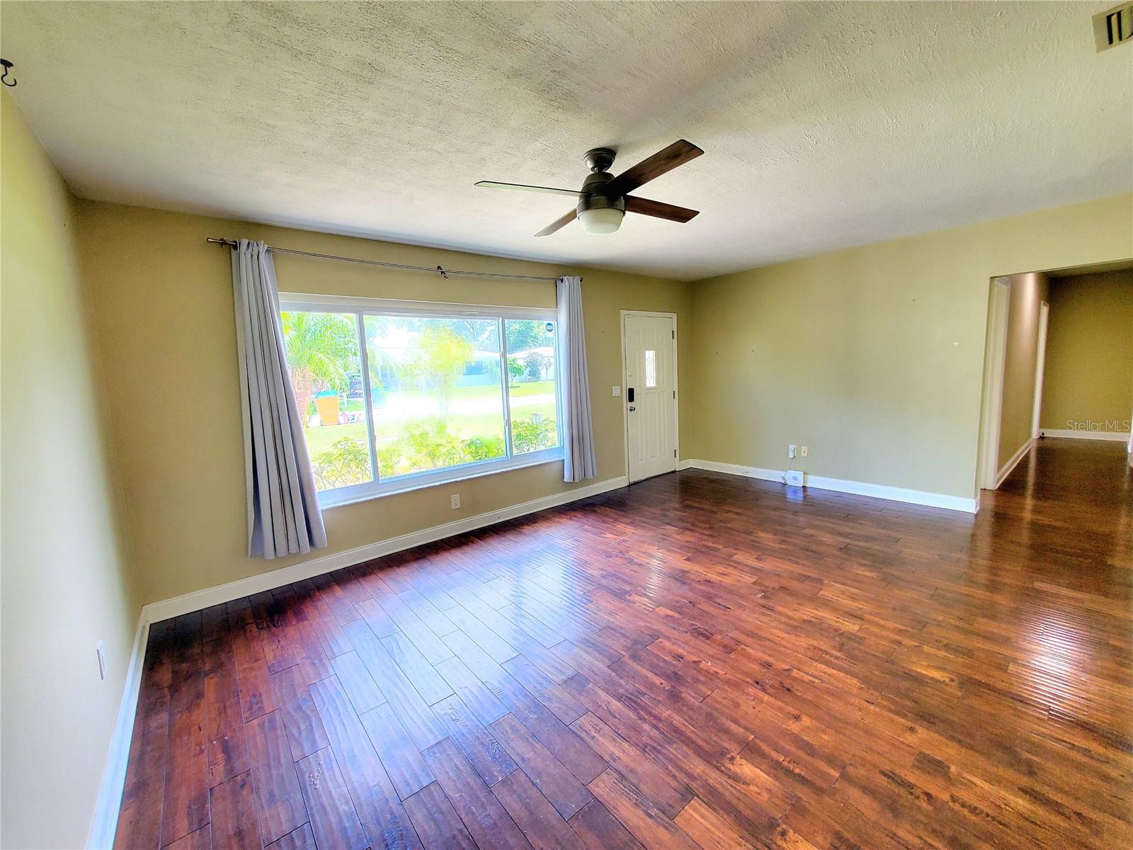 Image 7 of 32 For 2645 Woodring Drive