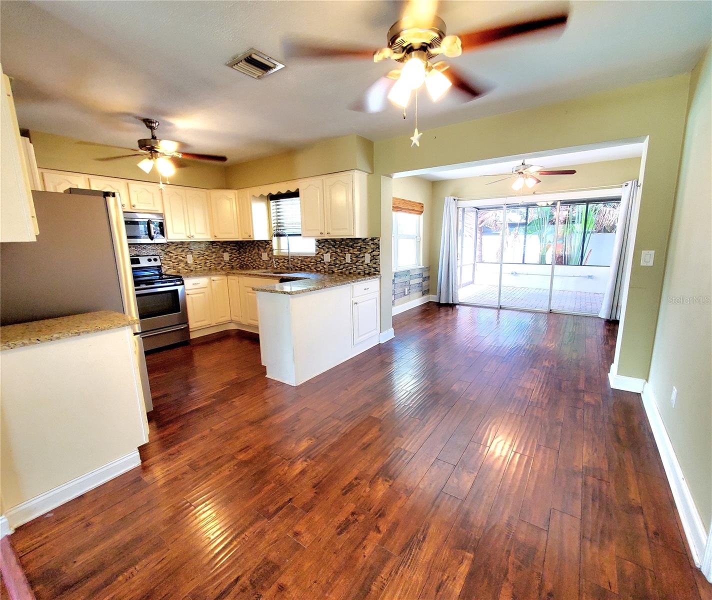 Image 8 of 32 For 2645 Woodring Drive