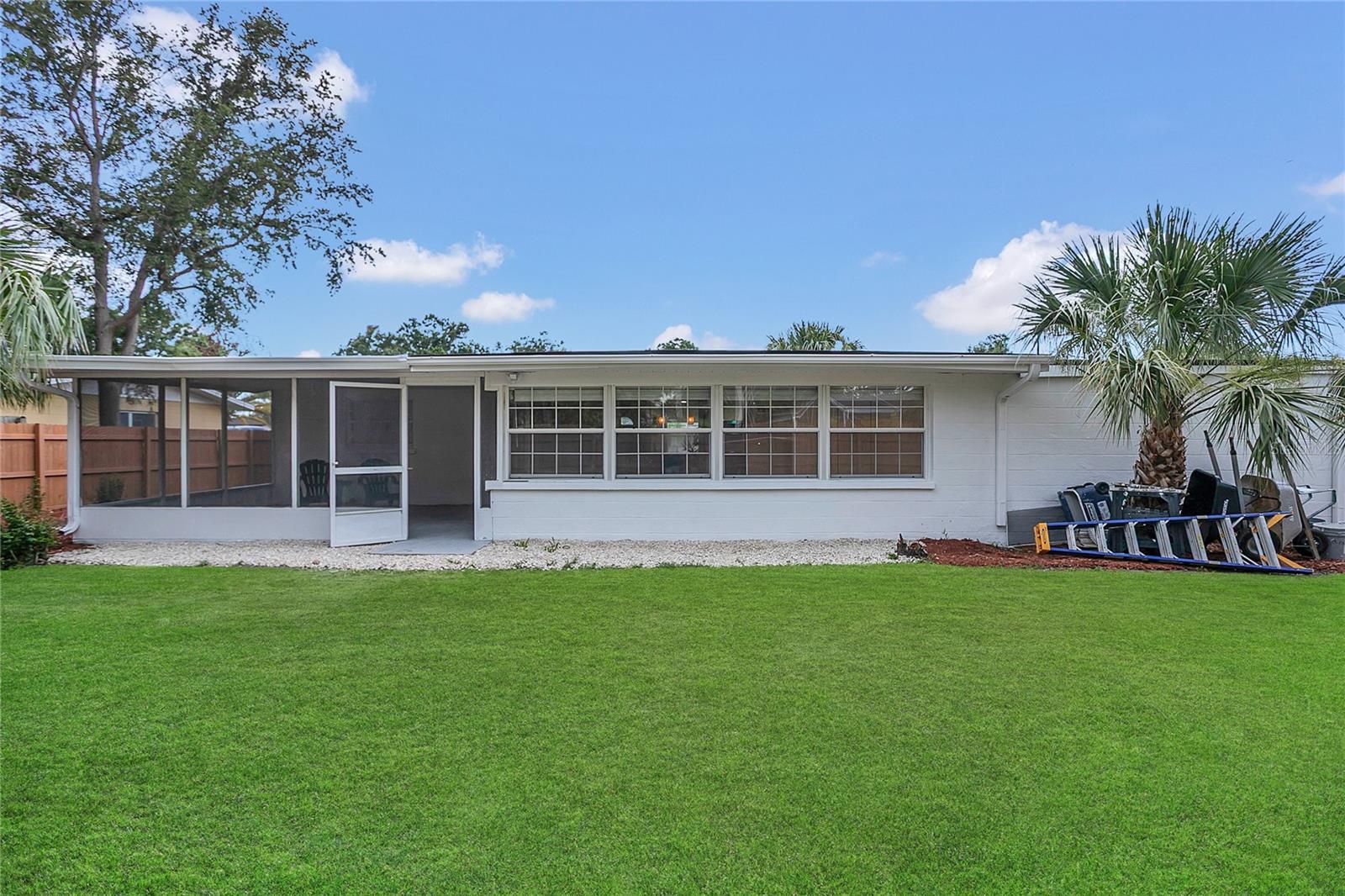 Image 26 of 32 For 2837 Woodcrest Drive