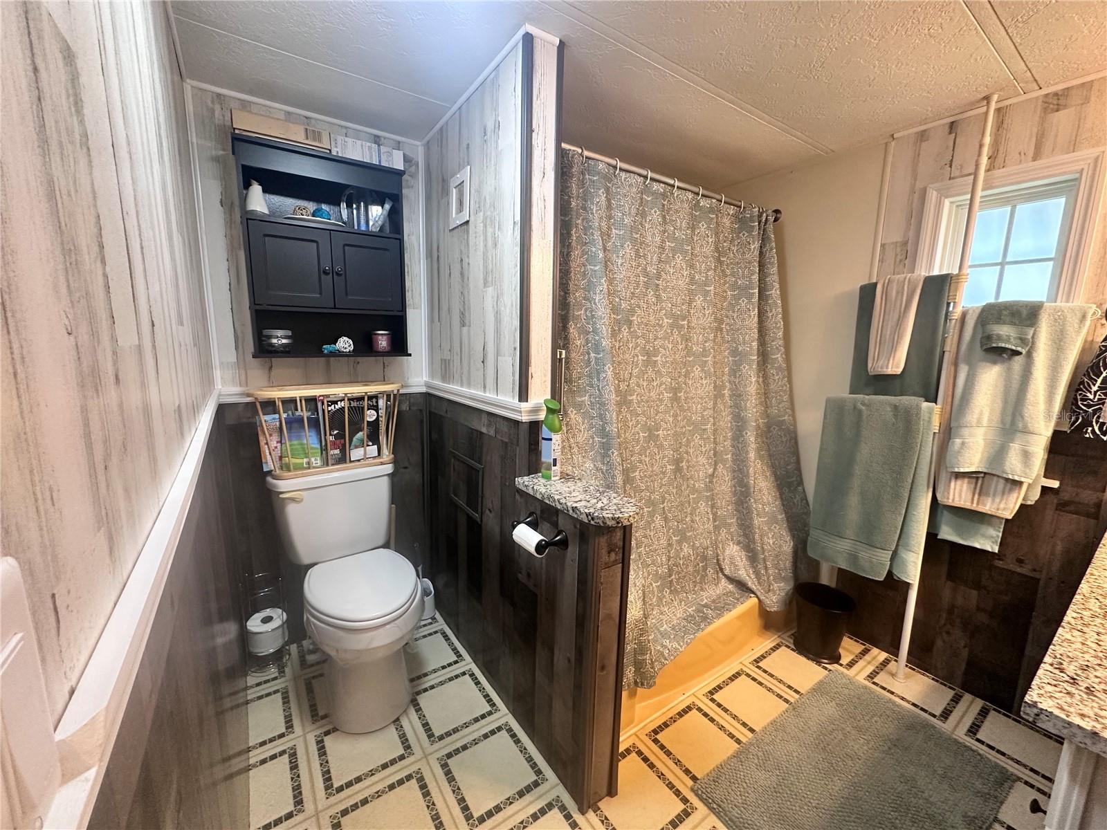 Listing photo id 14 for 5248 Antigua Drive