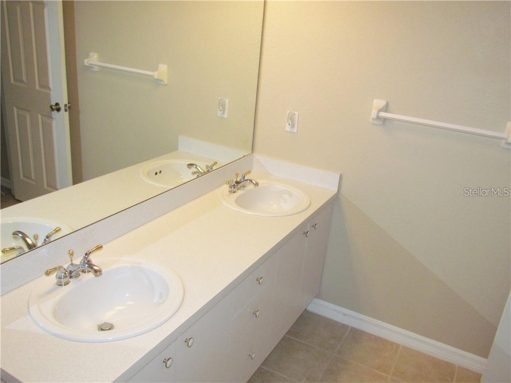 Image 15 of 25 For 4343 Lakeshore Drive