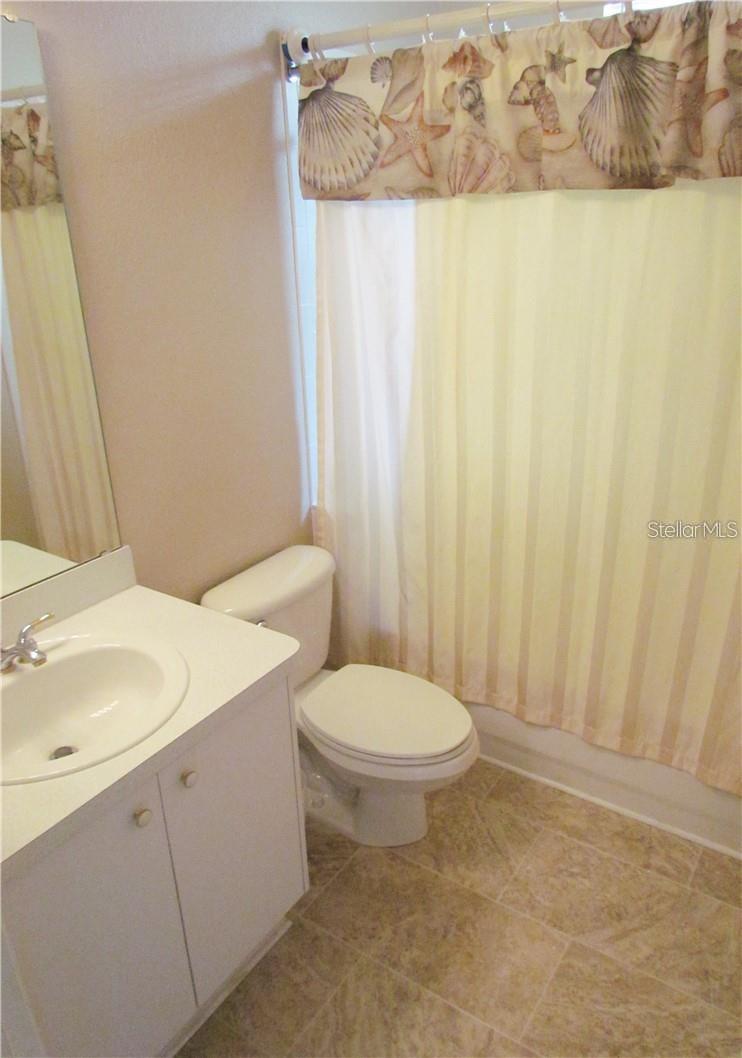 Image 18 of 25 For 4343 Lakeshore Drive