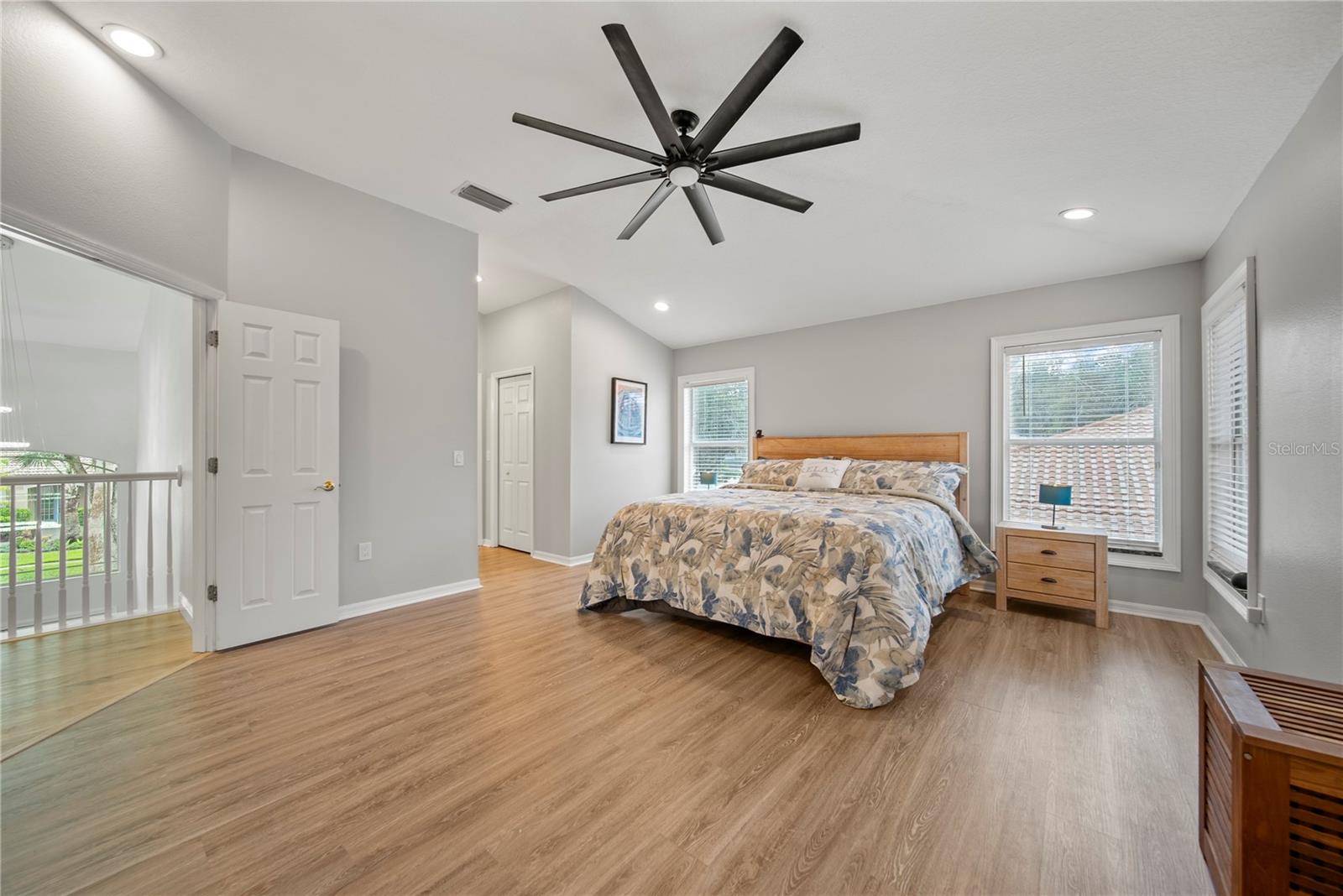 Image 21 of 38 For 18004 Avalon Lane