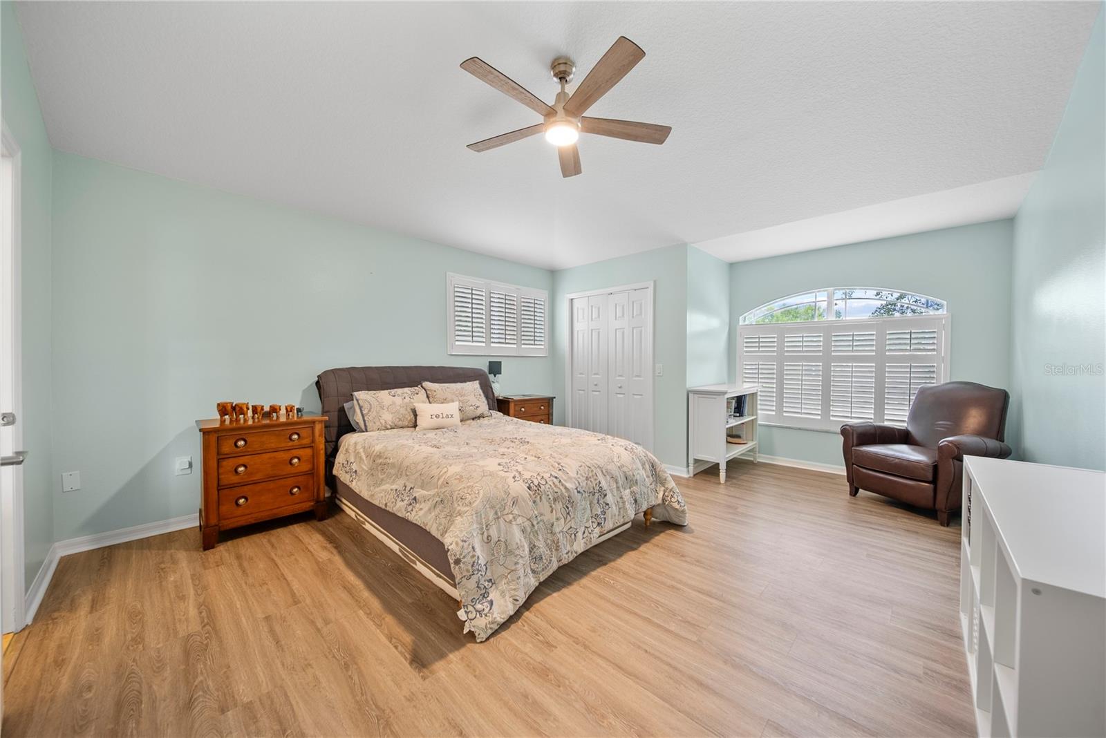 Image 26 of 38 For 18004 Avalon Lane