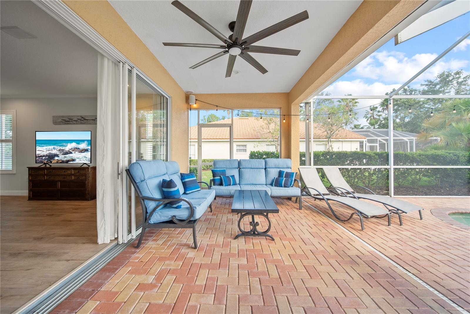 Image 33 of 38 For 18004 Avalon Lane