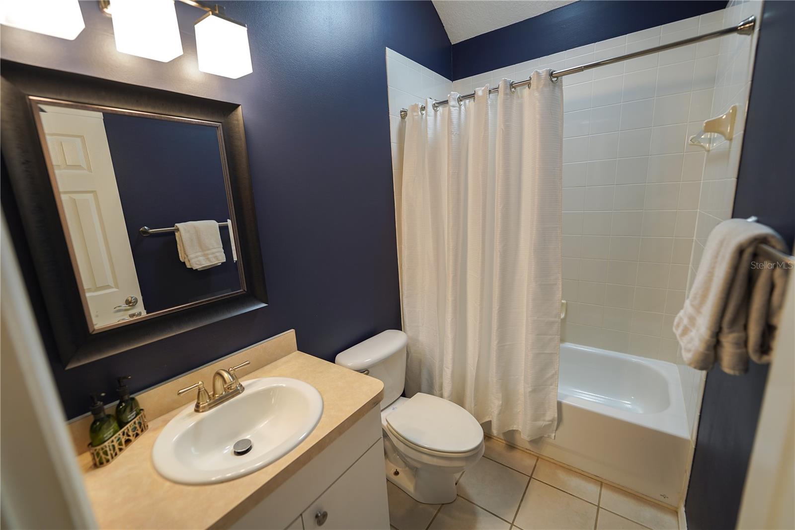 Image 24 of 39 For 920 Coral Street