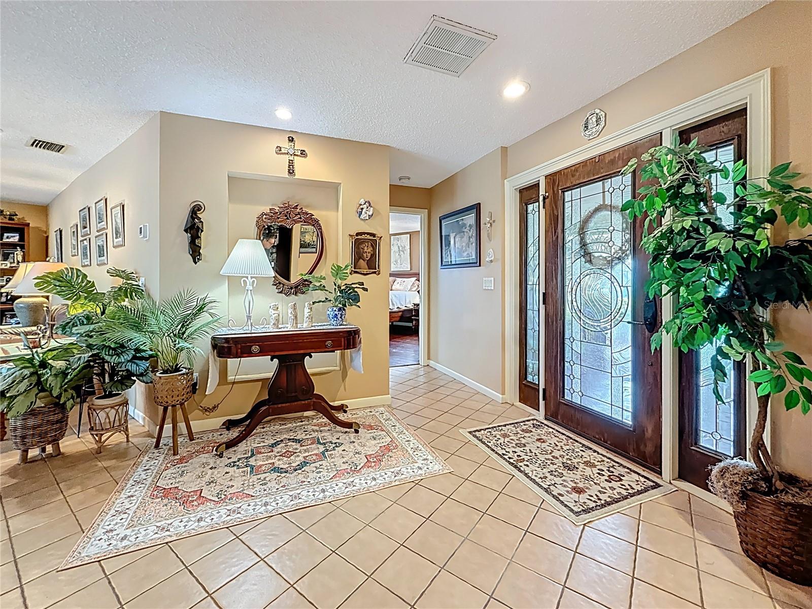 Image 10 of 51 For 760 Capri Boulevard