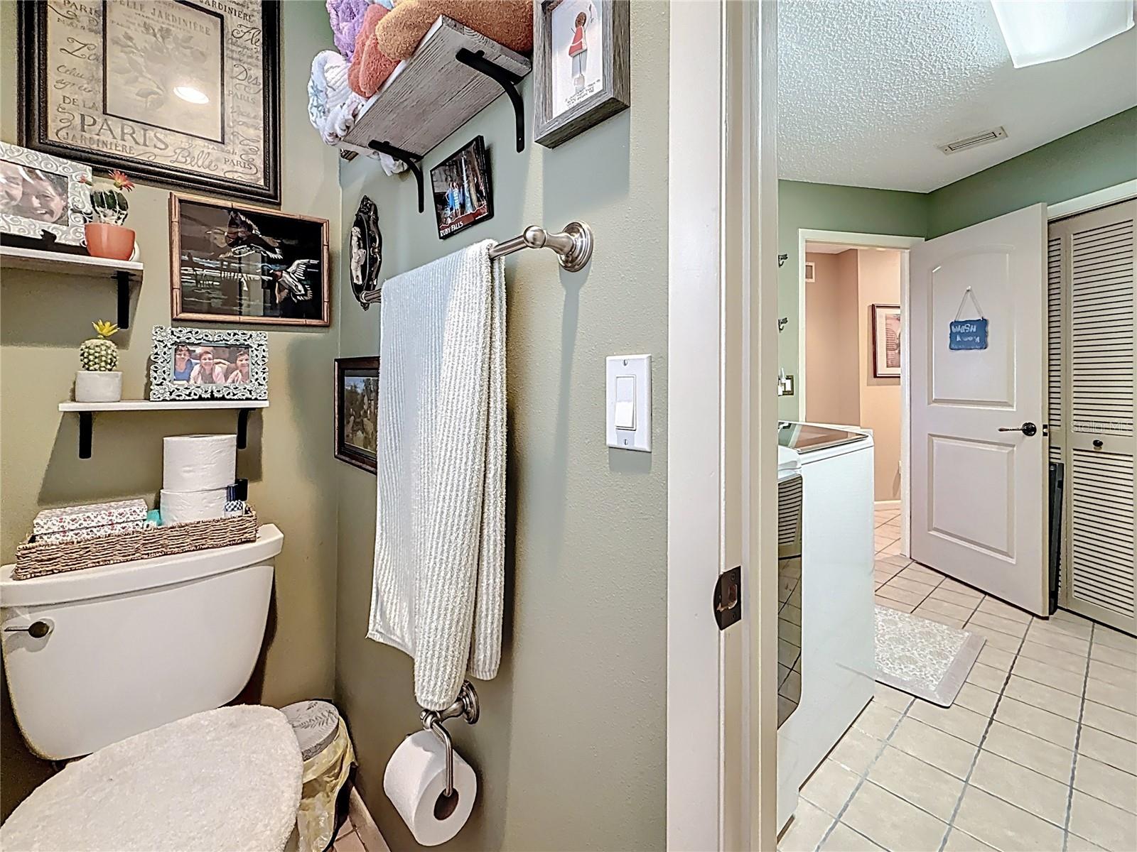 Image 22 of 51 For 760 Capri Boulevard