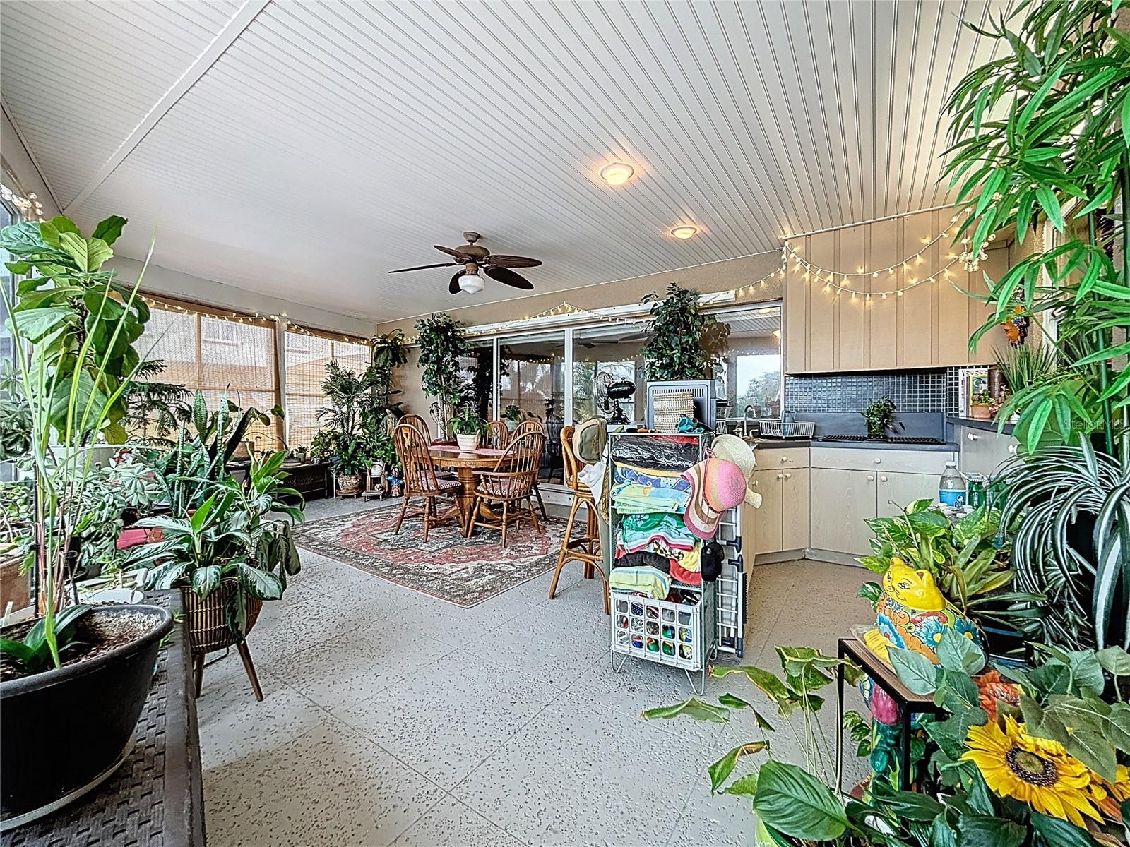 Image 40 of 51 For 760 Capri Boulevard