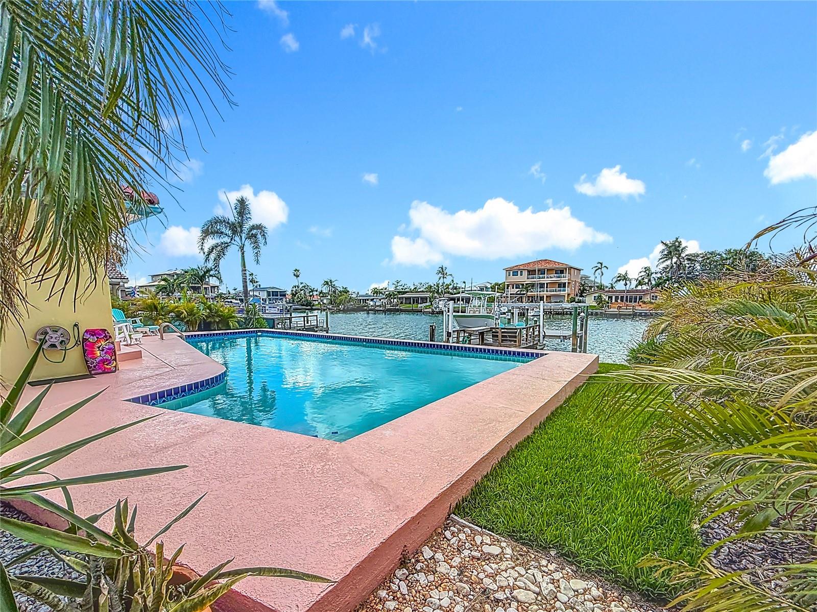 Image 46 of 51 For 760 Capri Boulevard