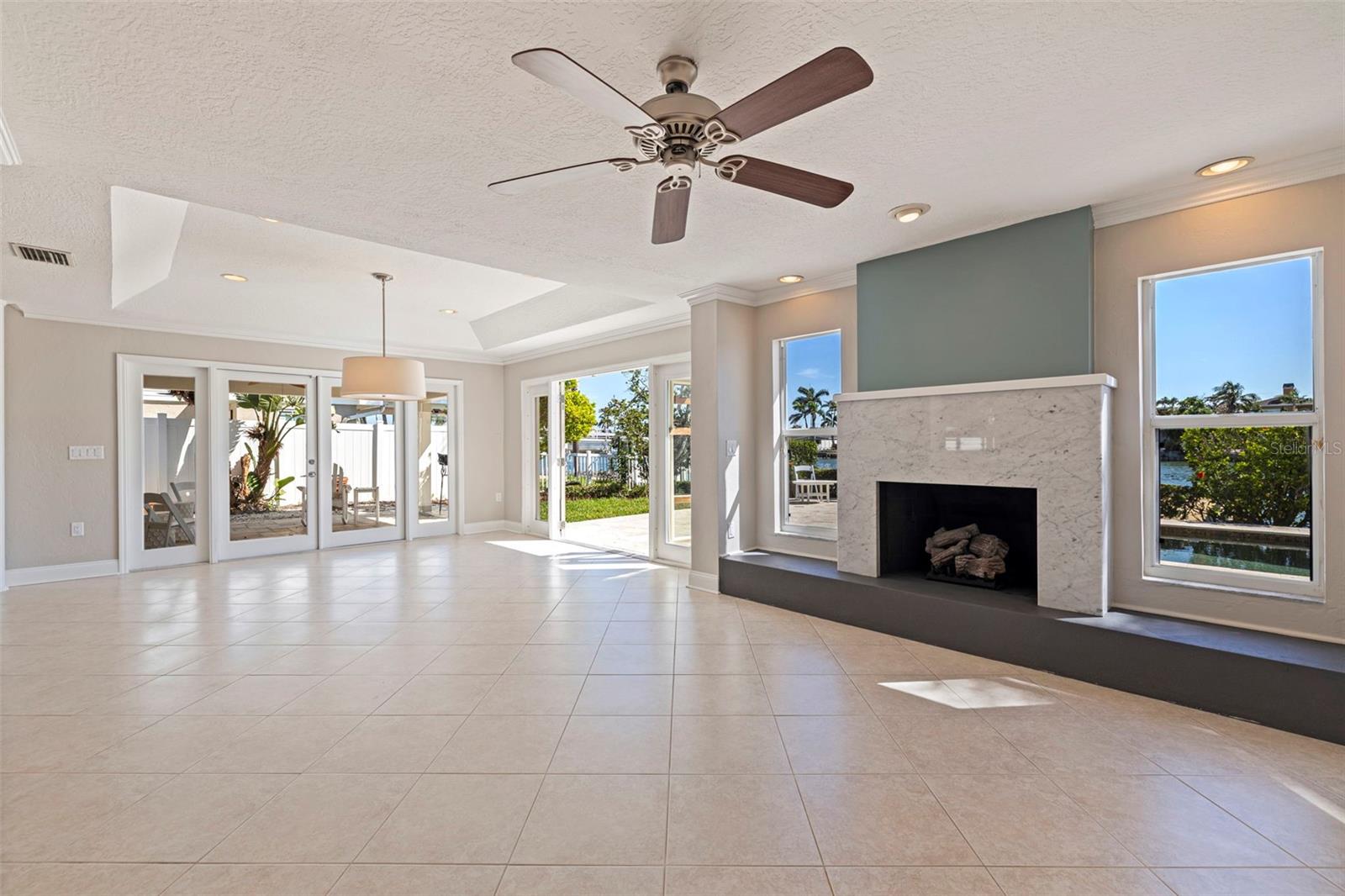 Image 10 of 46 For 11225 4th Street E