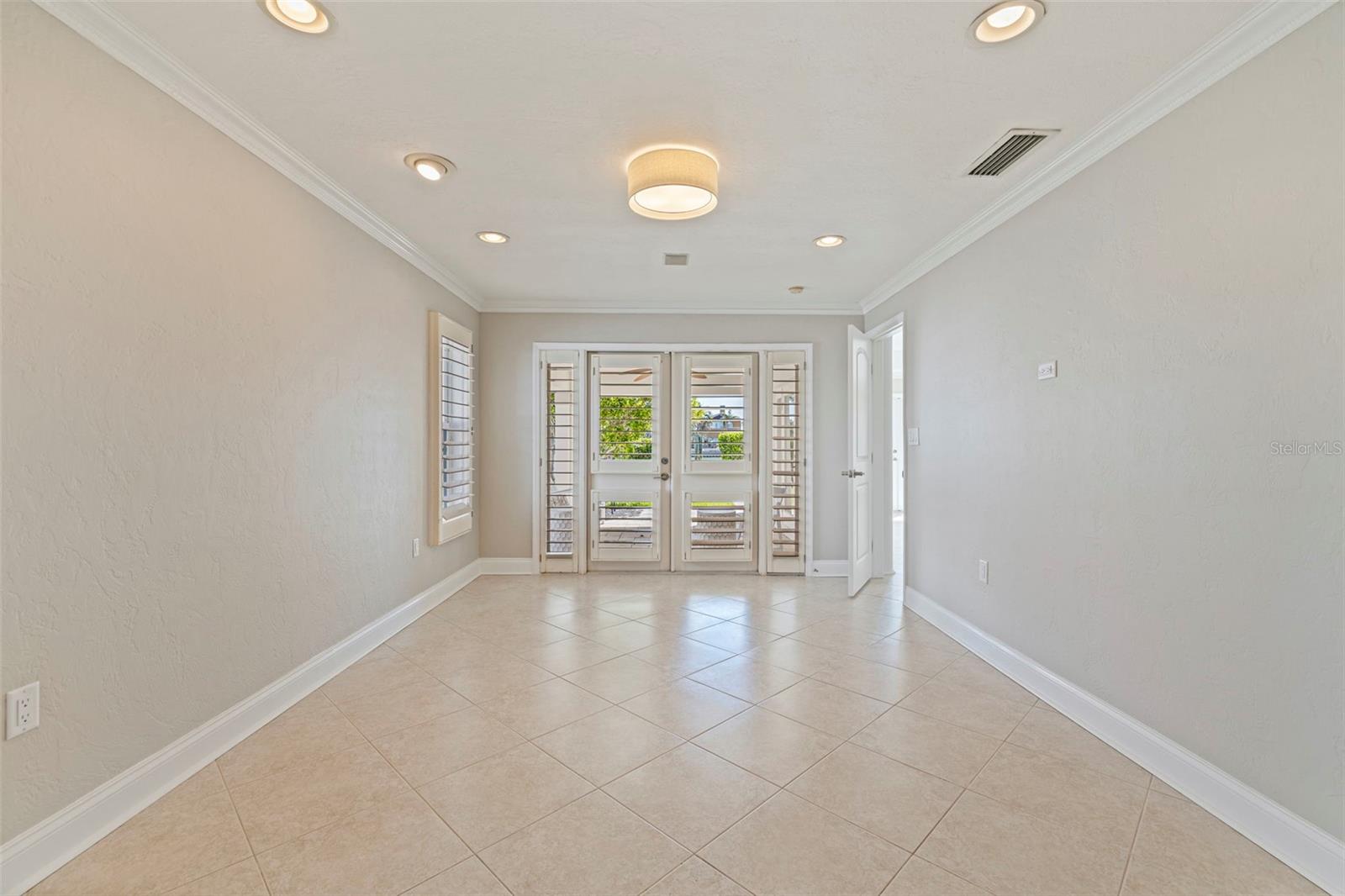 Image 16 of 46 For 11225 4th Street E