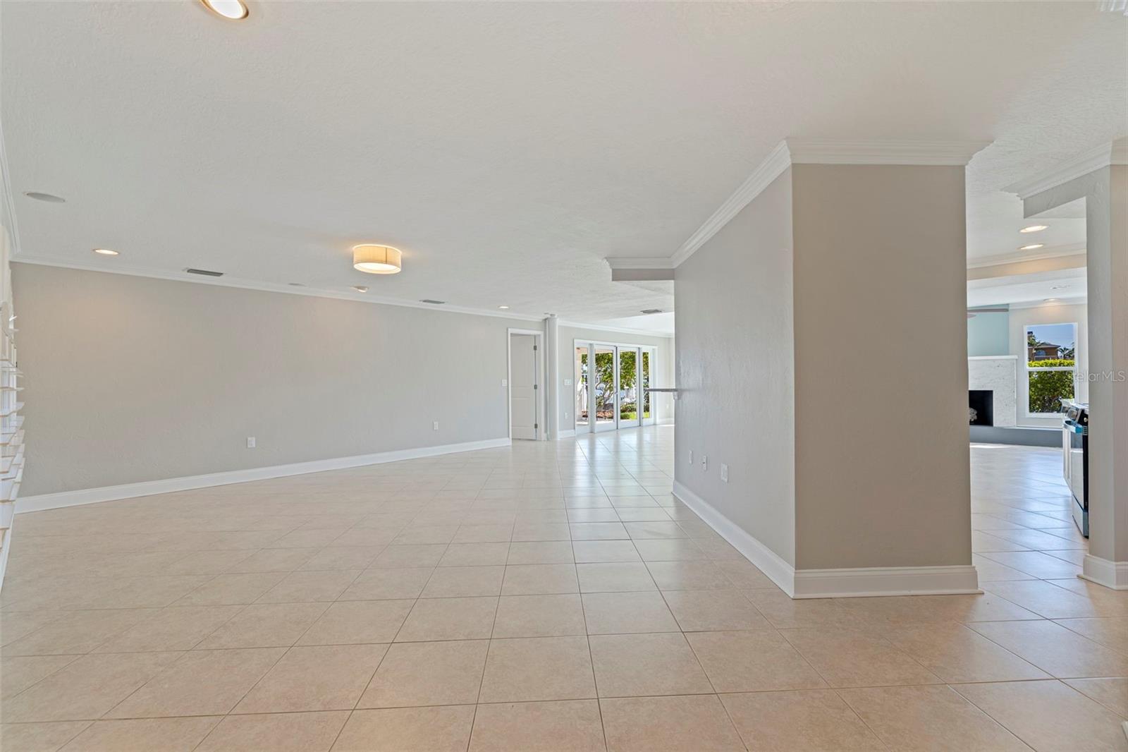 Image 4 of 46 For 11225 4th Street E