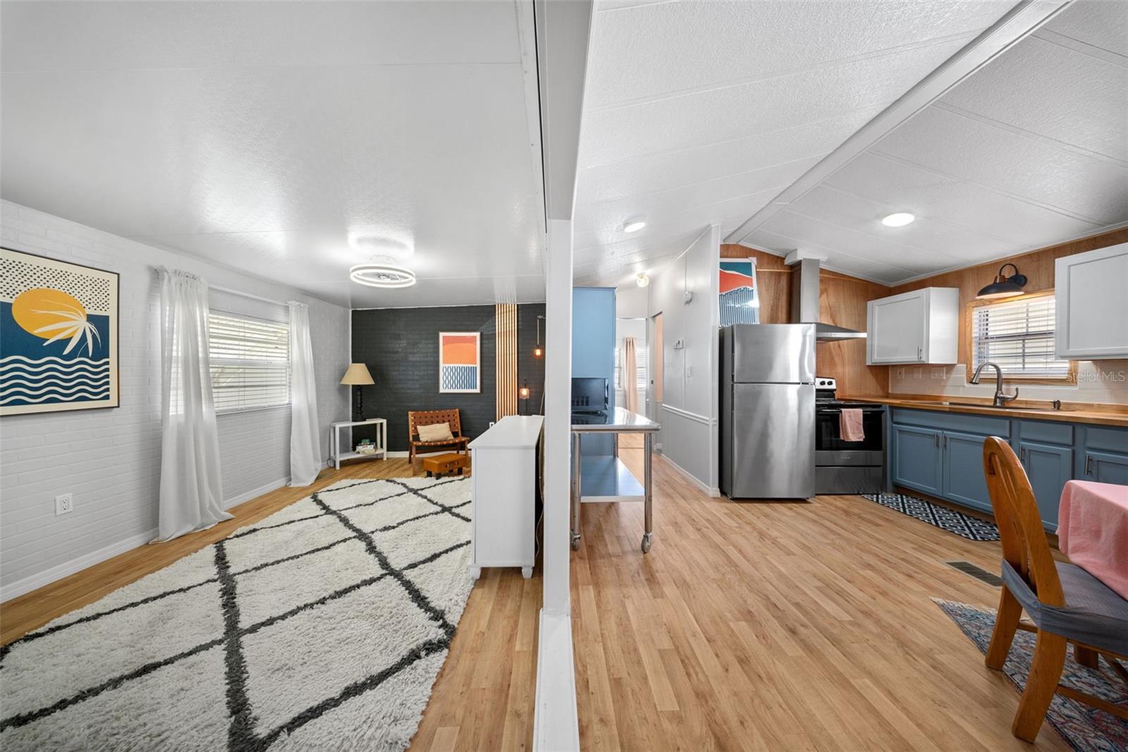 Image 10 of 32 For 3333 26th Avenue E 1090