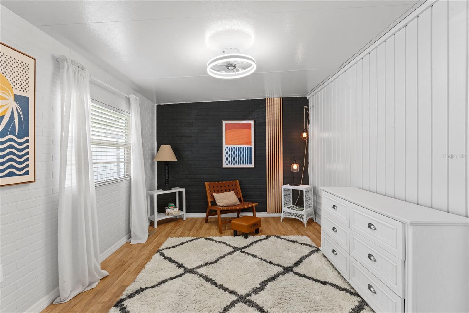 Image 12 of 32 For 3333 26th Avenue E 1090