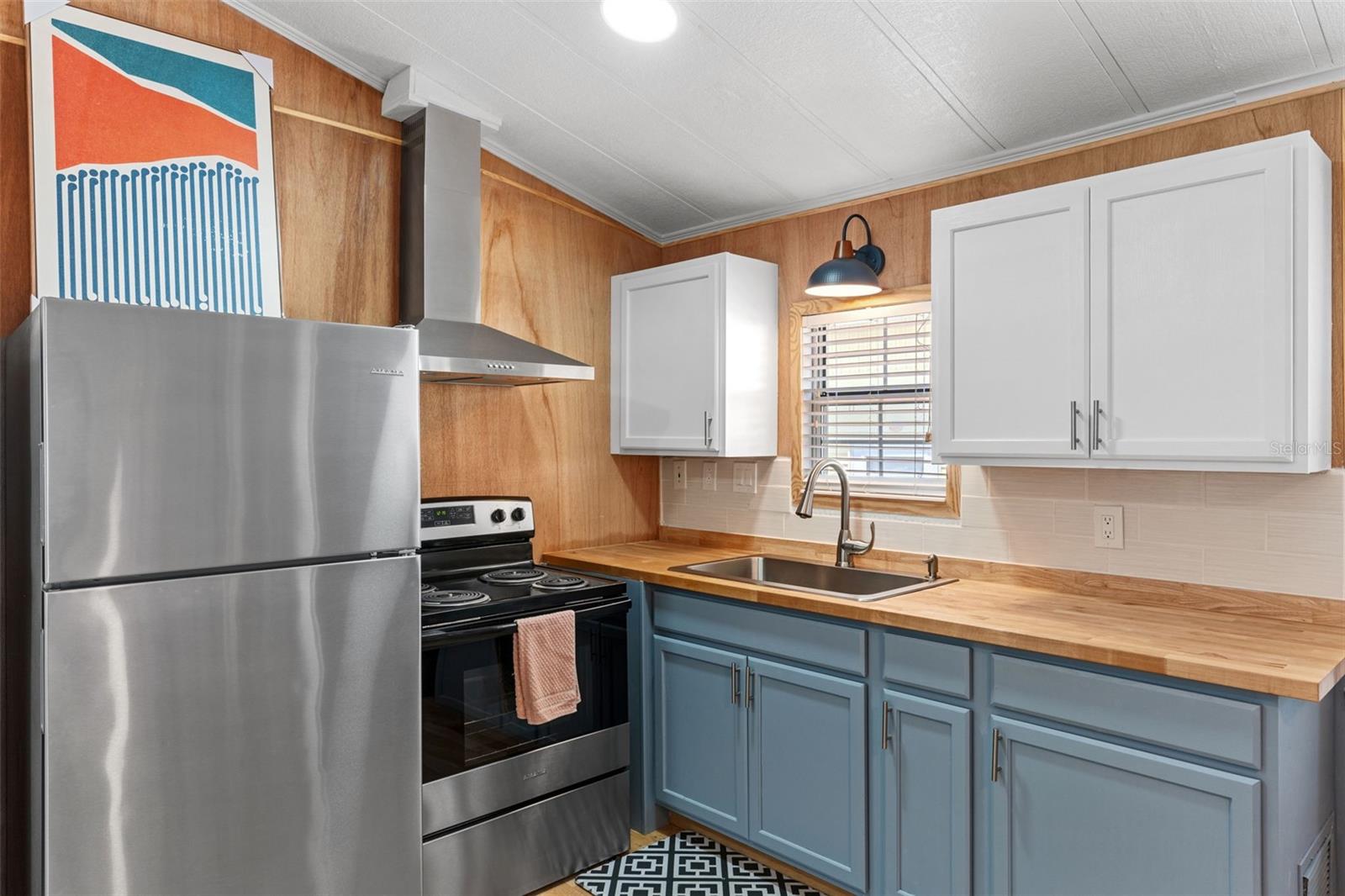 Image 14 of 32 For 3333 26th Avenue E 1090