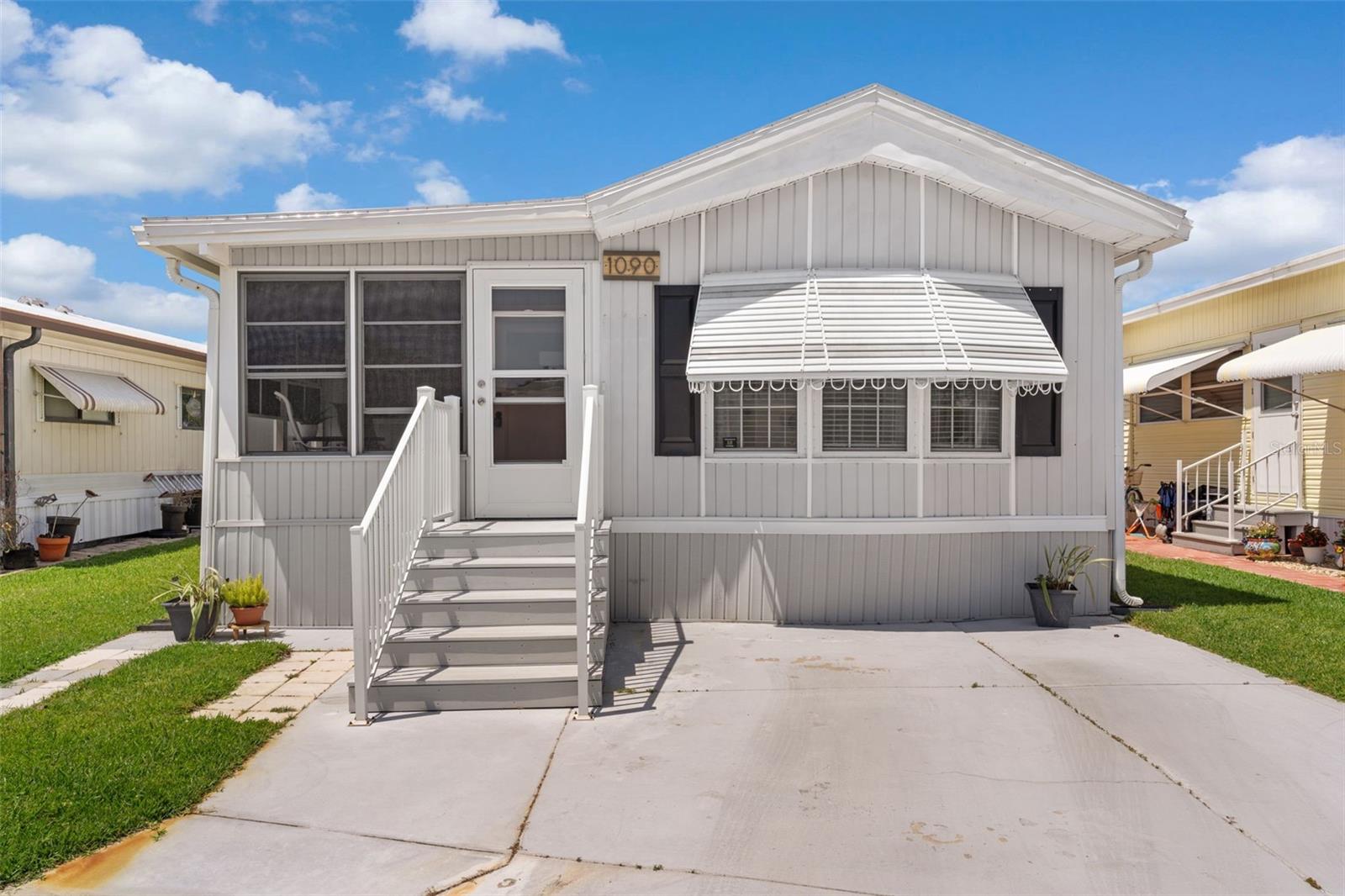 Image 2 of 32 For 3333 26th Avenue E 1090