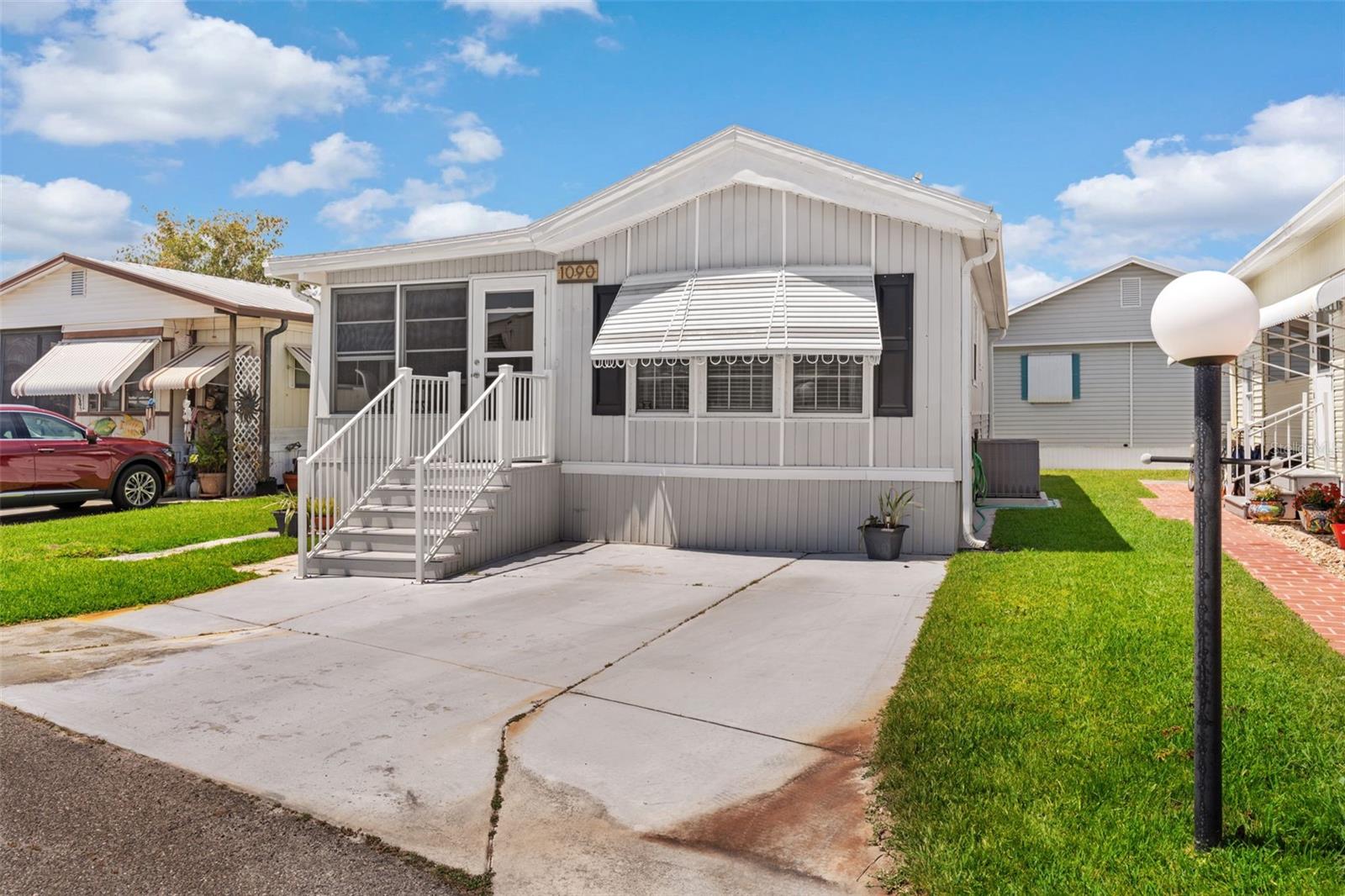 Image 5 of 32 For 3333 26th Avenue E 1090
