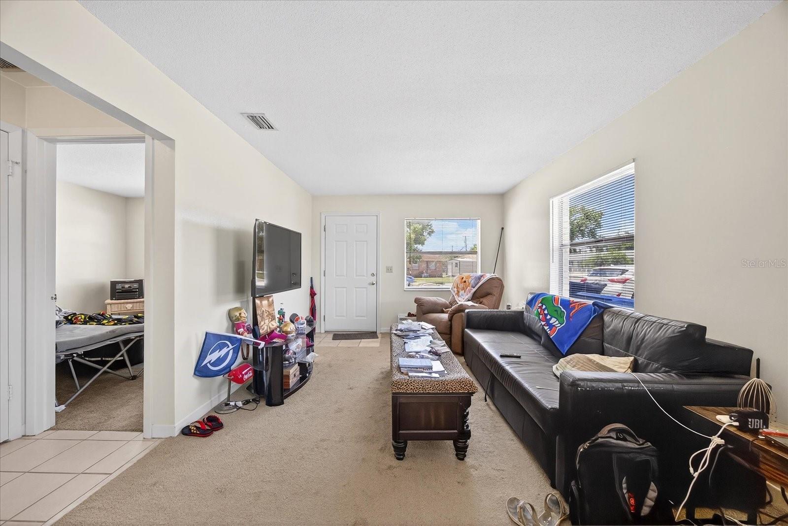Listing photo id 9 for 405 Big Cedar Way