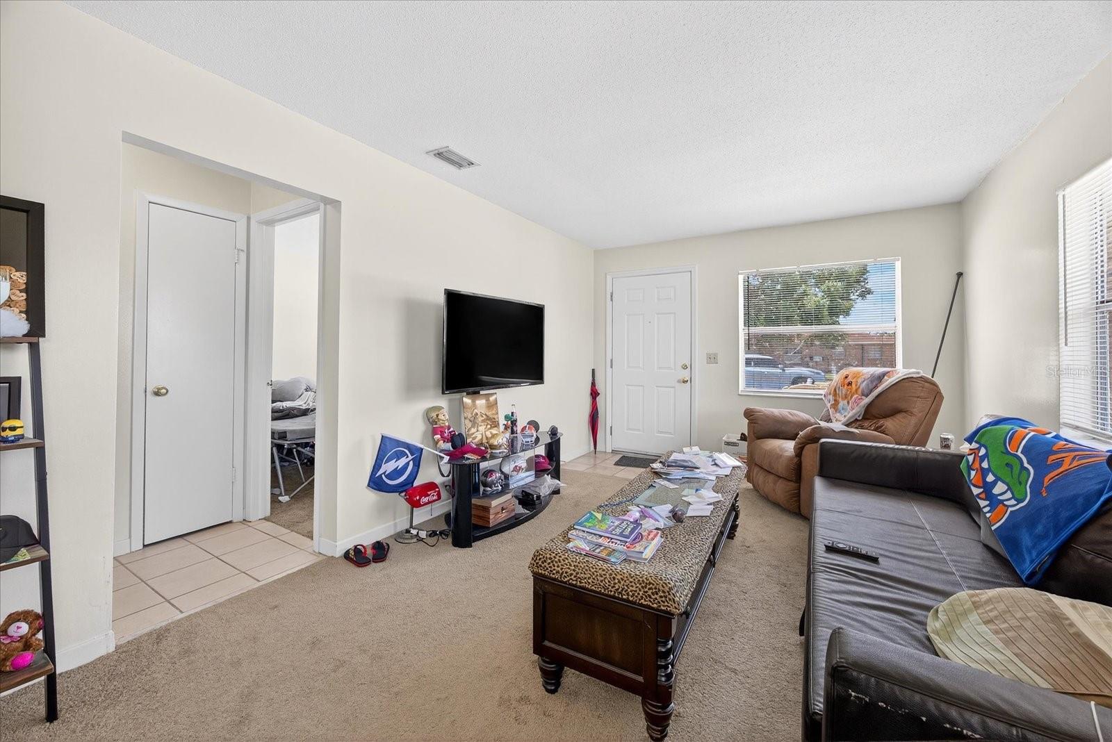 Listing photo id 10 for 405 Big Cedar Way