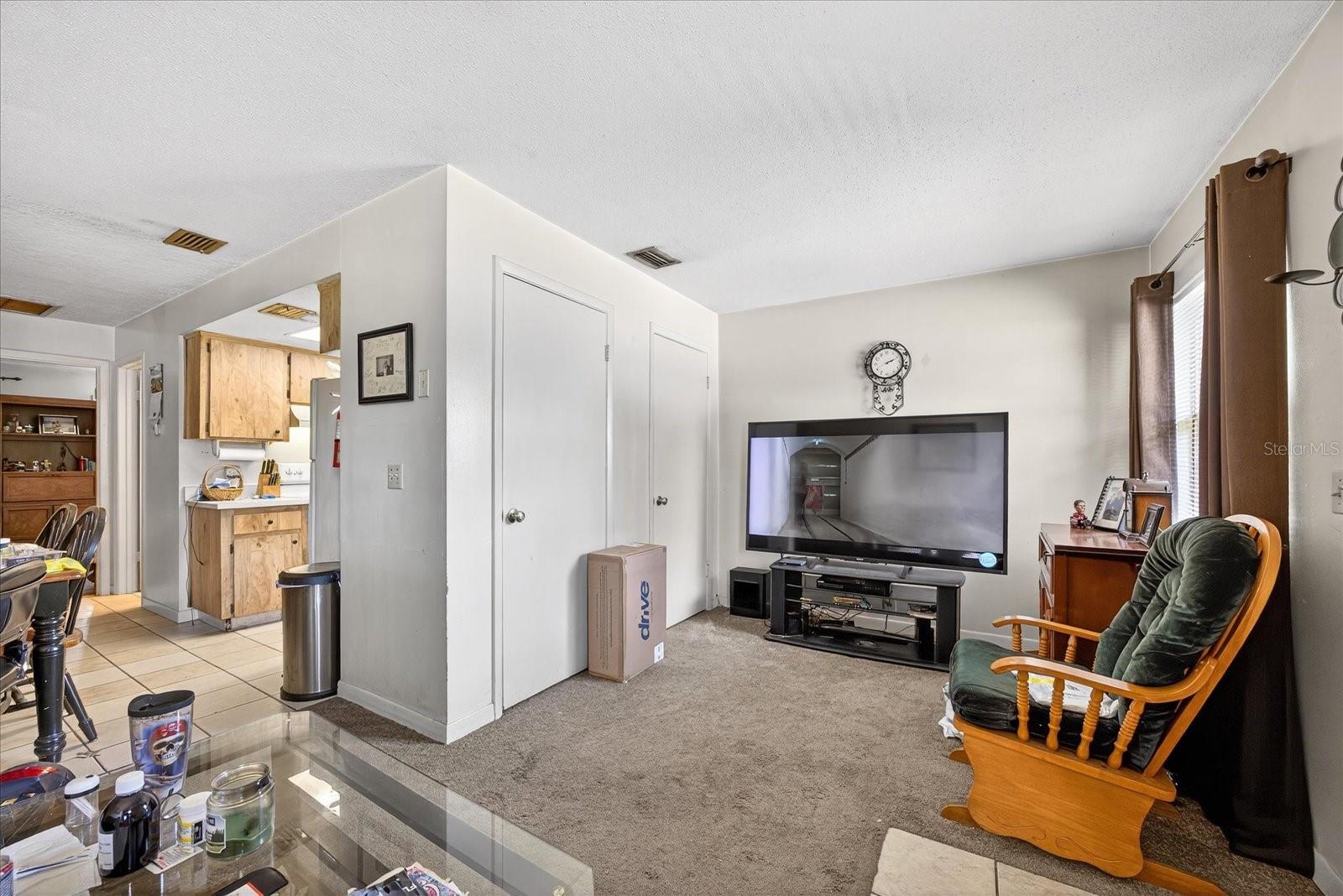 Listing photo id 23 for 405 Big Cedar Way