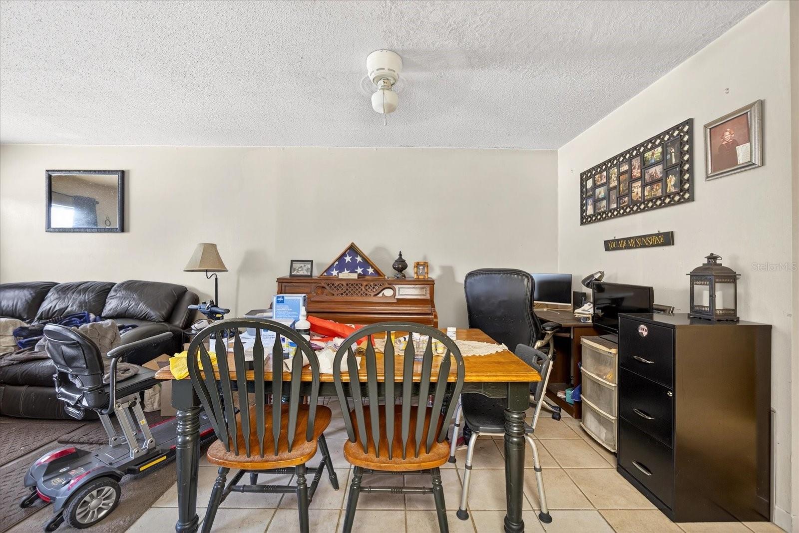 Listing photo id 25 for 405 Big Cedar Way