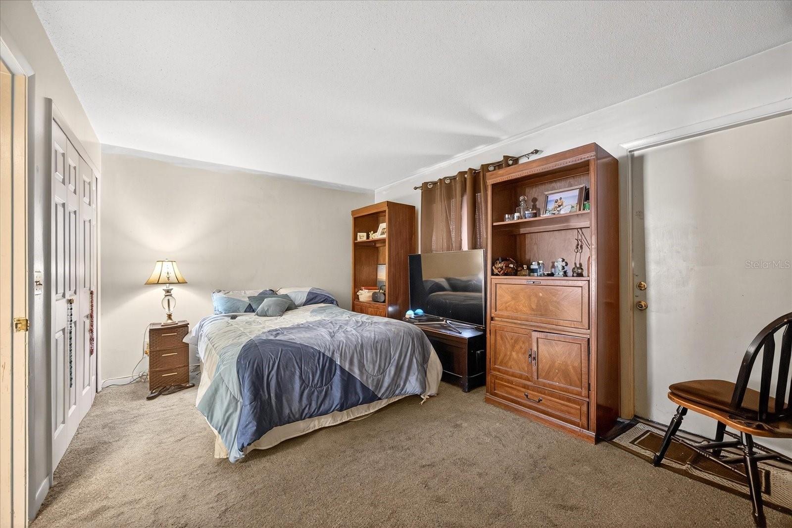 Listing photo id 28 for 405 Big Cedar Way