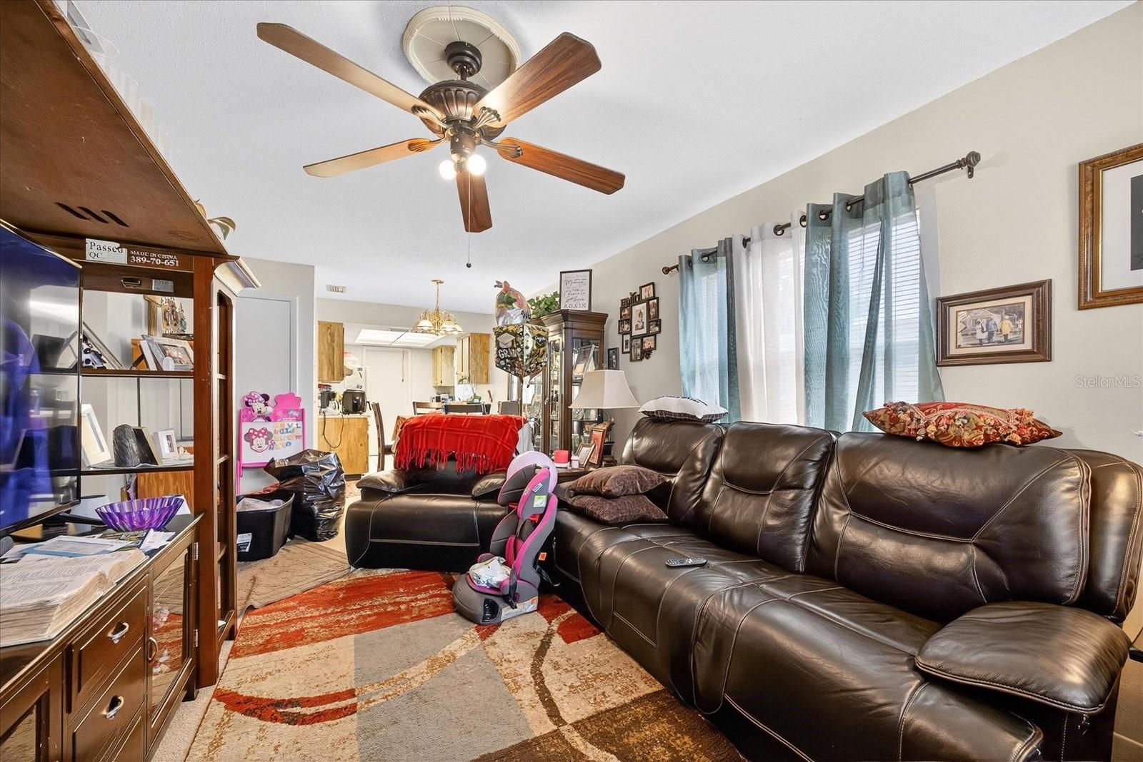 Listing photo id 33 for 405 Big Cedar Way