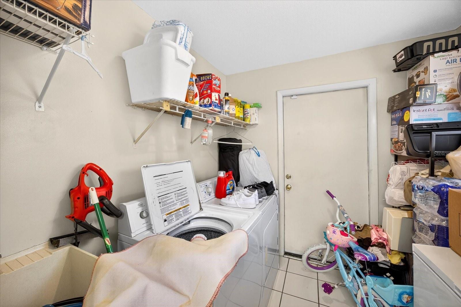 Listing photo id 42 for 405 Big Cedar Way