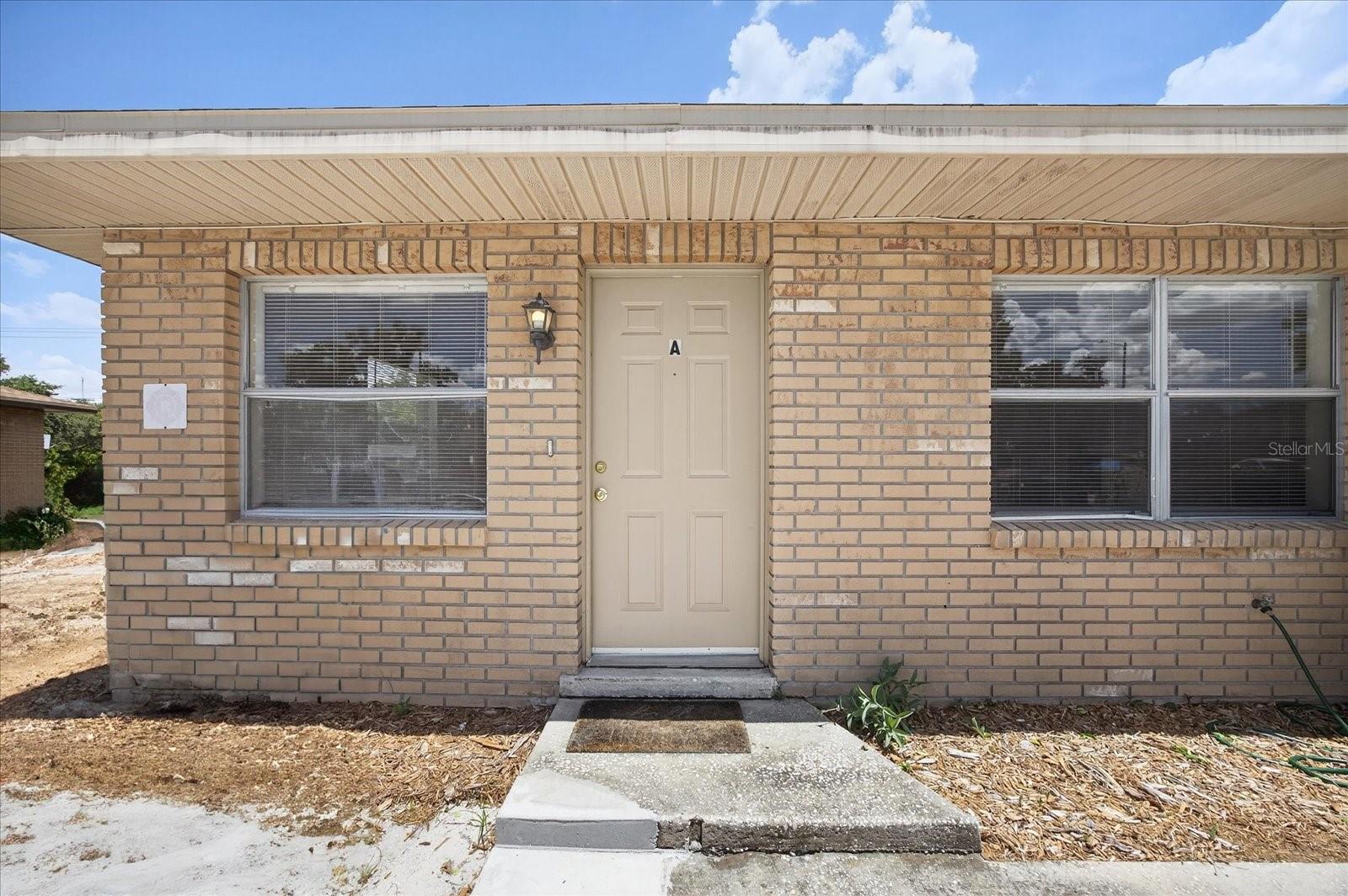 Listing photo id 5 for 405 Big Cedar Way