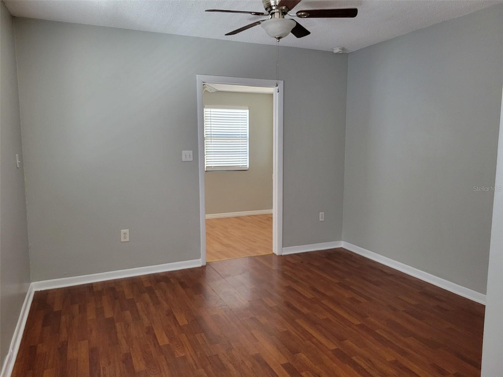 Image 23 of 34 For 2736 4th Avenue N
