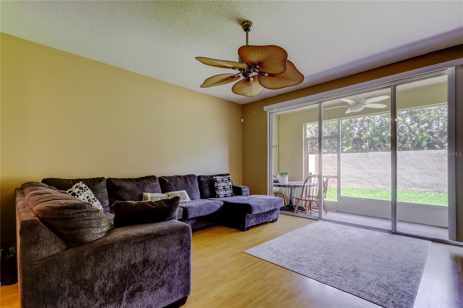 Image 15 of 40 For 6407 Spring Oak Court