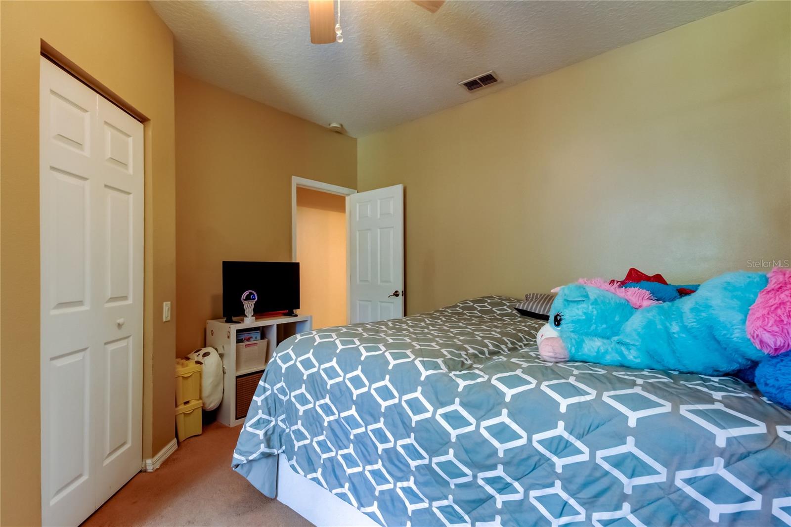 Image 20 of 40 For 6407 Spring Oak Court