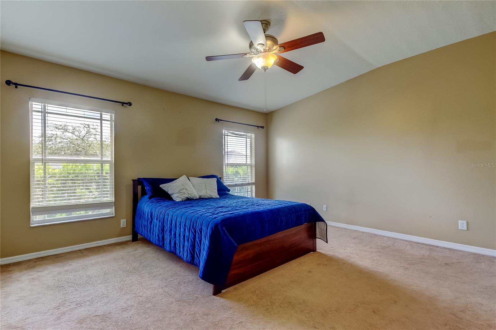 Image 24 of 40 For 6407 Spring Oak Court