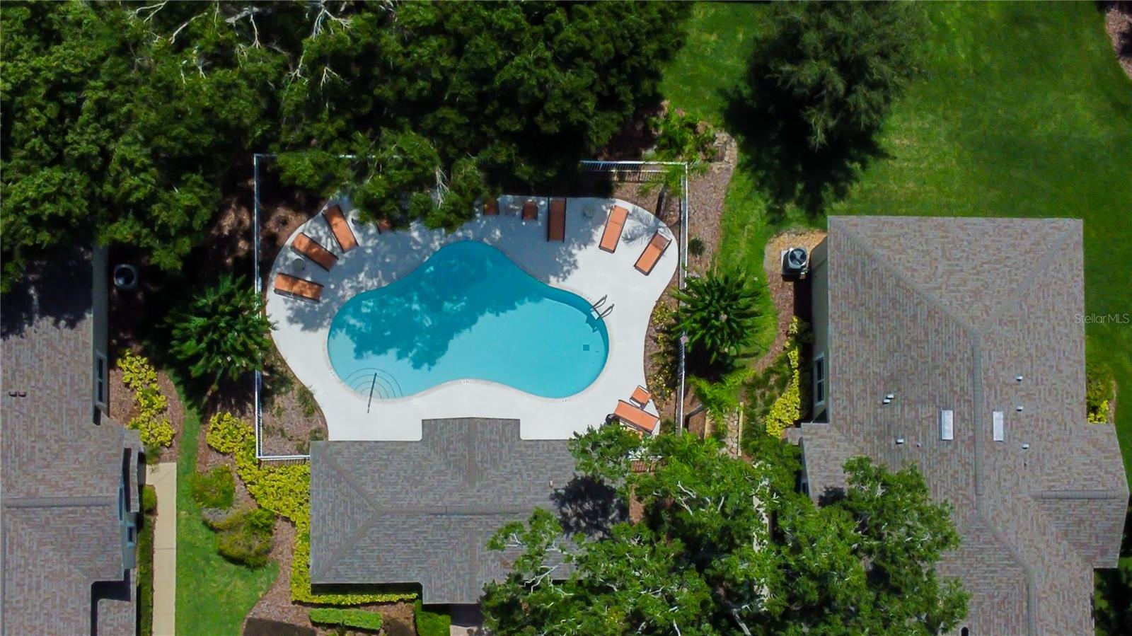 Image 35 of 40 For 6407 Spring Oak Court