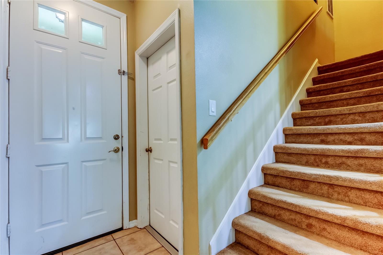 Image 4 of 40 For 6407 Spring Oak Court