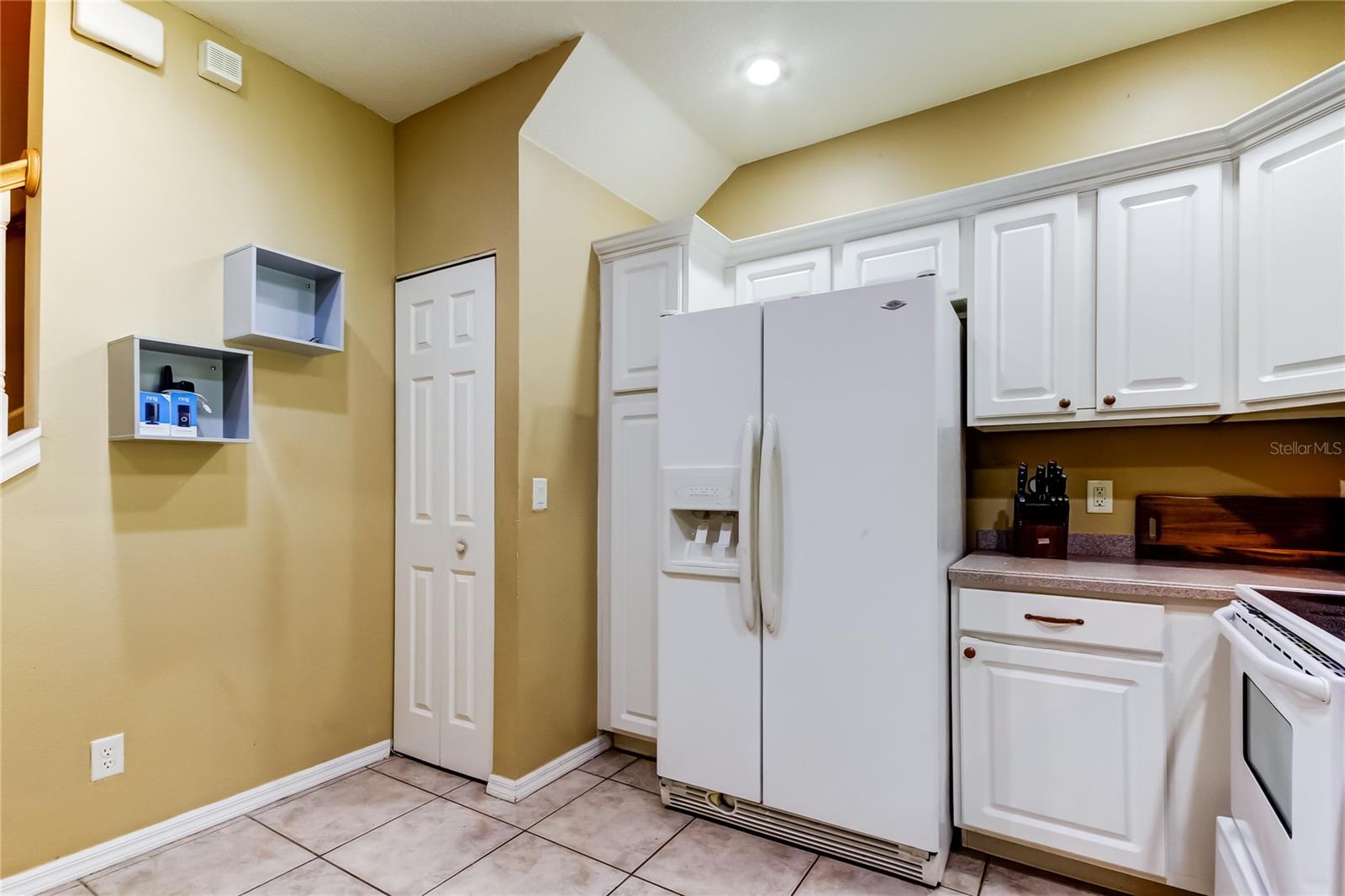 Image 7 of 40 For 6407 Spring Oak Court