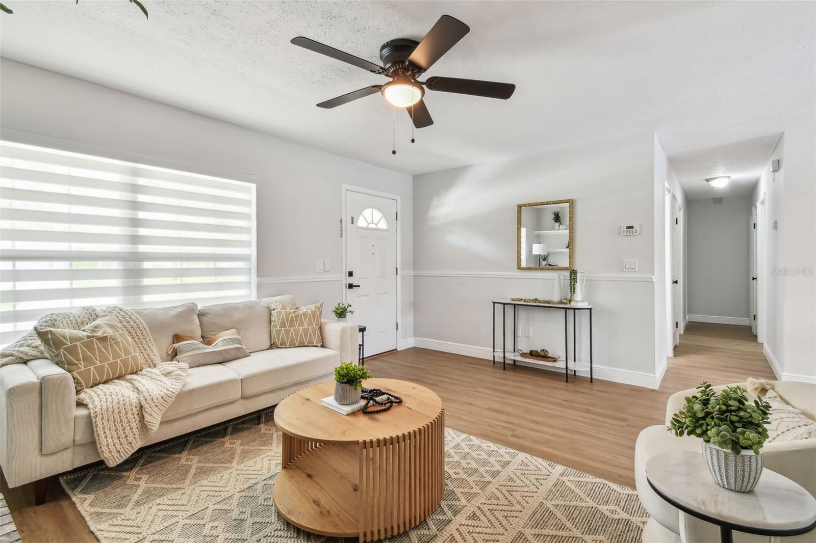 Listing photo id 10 for 1320 Oak Valley Drive