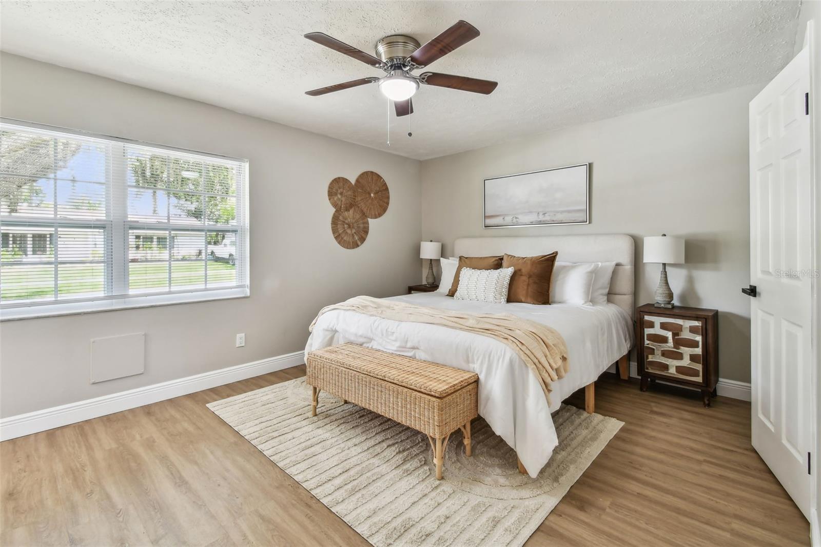 Listing photo id 20 for 1320 Oak Valley Drive