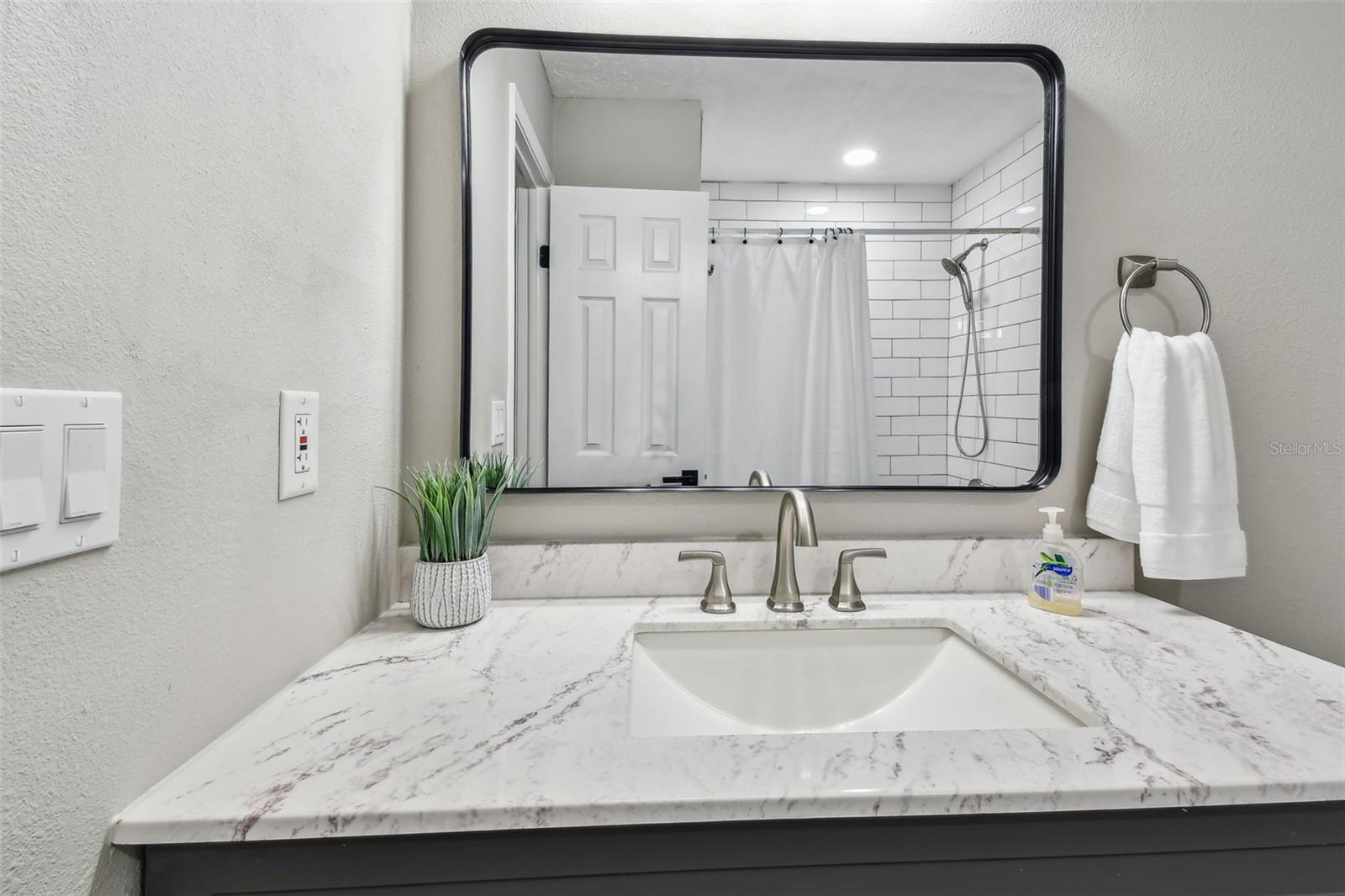Listing photo id 30 for 1320 Oak Valley Drive
