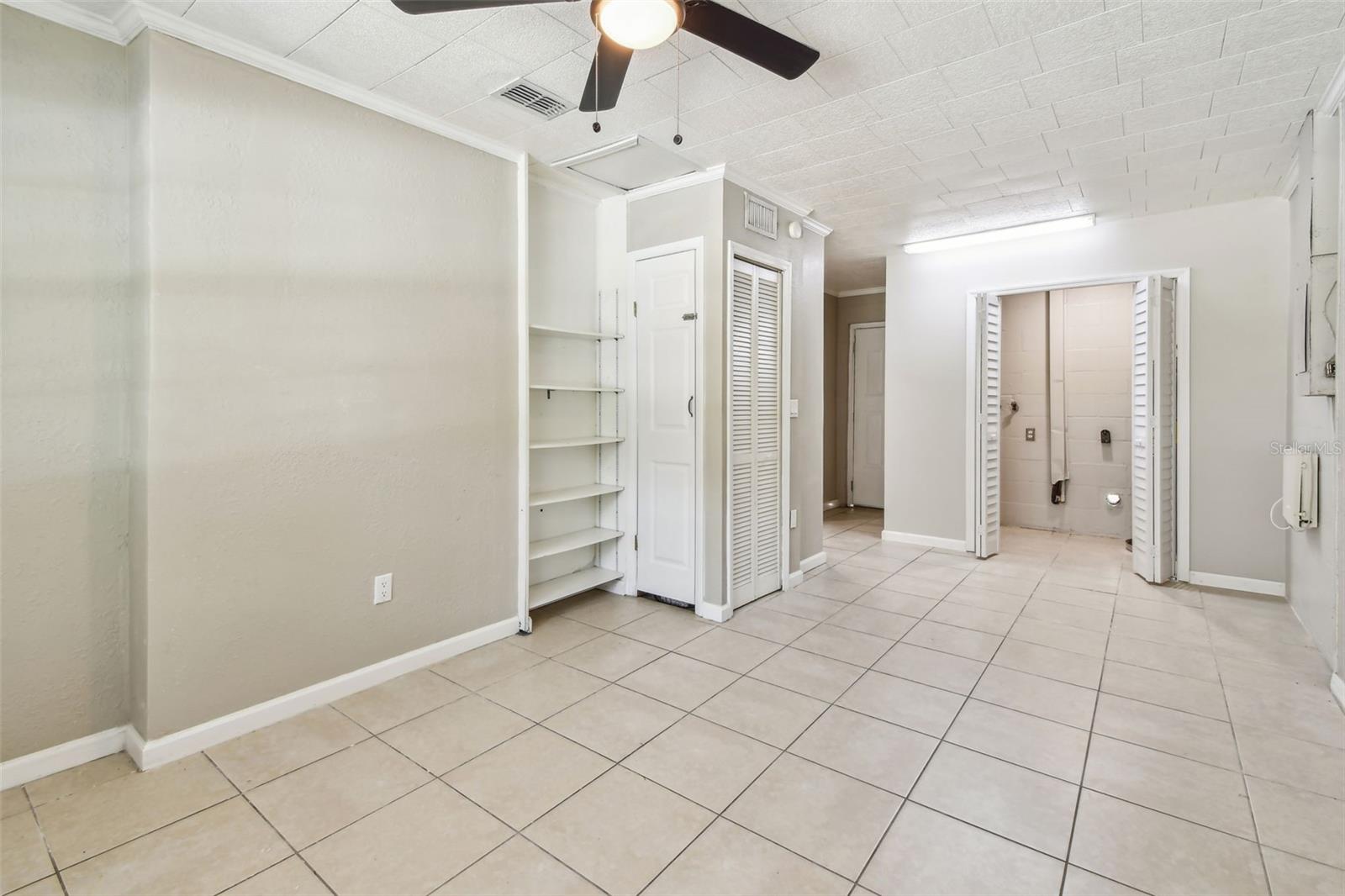 Listing photo id 36 for 1320 Oak Valley Drive