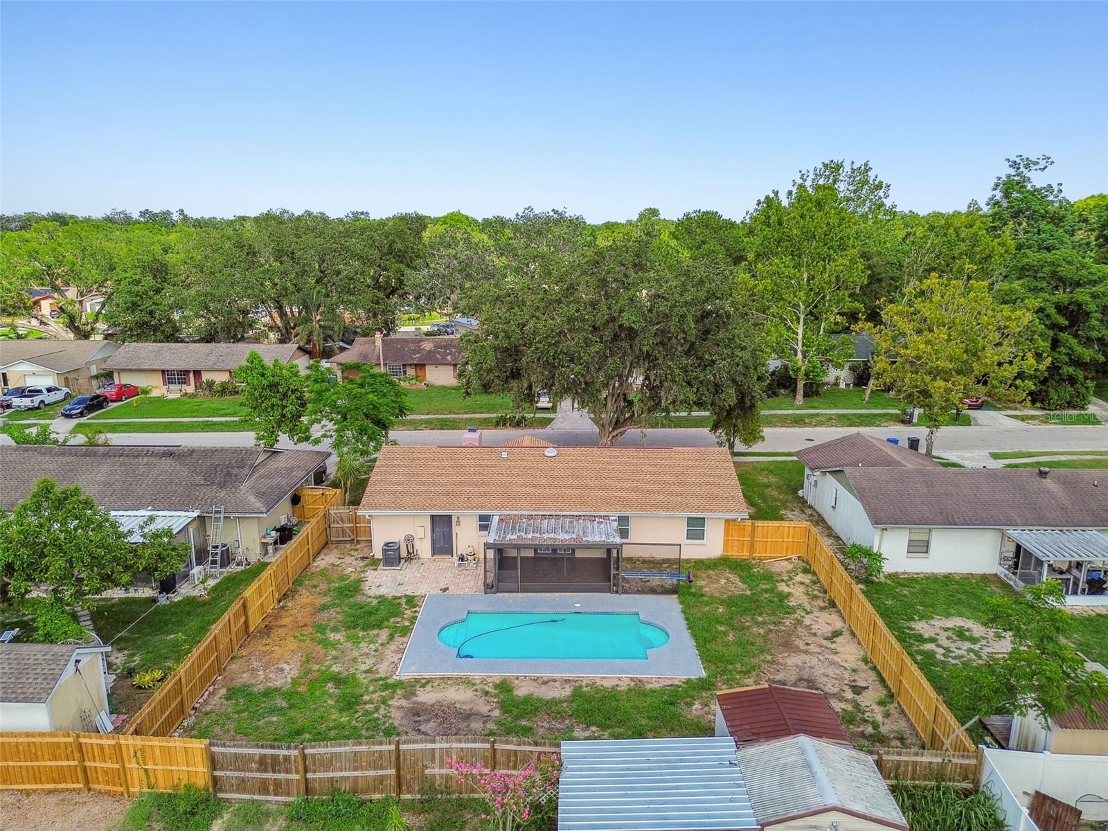 Listing photo id 48 for 1320 Oak Valley Drive