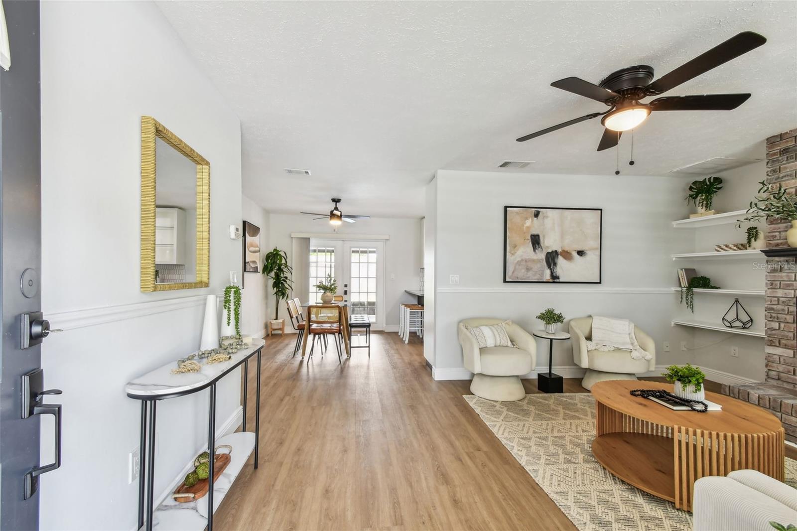 Listing photo id 6 for 1320 Oak Valley Drive