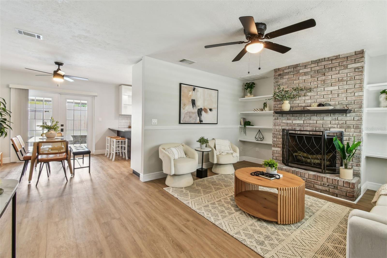 Listing photo id 7 for 1320 Oak Valley Drive