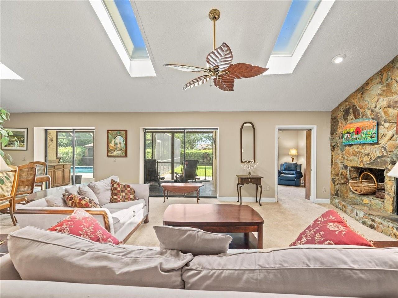 Image 10 of 47 For 4209 Winding Willow Drive