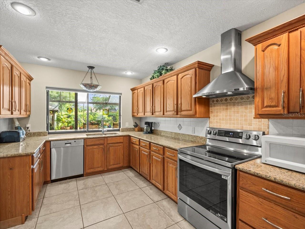 Image 24 of 47 For 4209 Winding Willow Drive