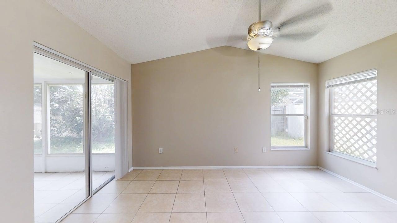 Image 11 of 24 For 1217 Cressford Place