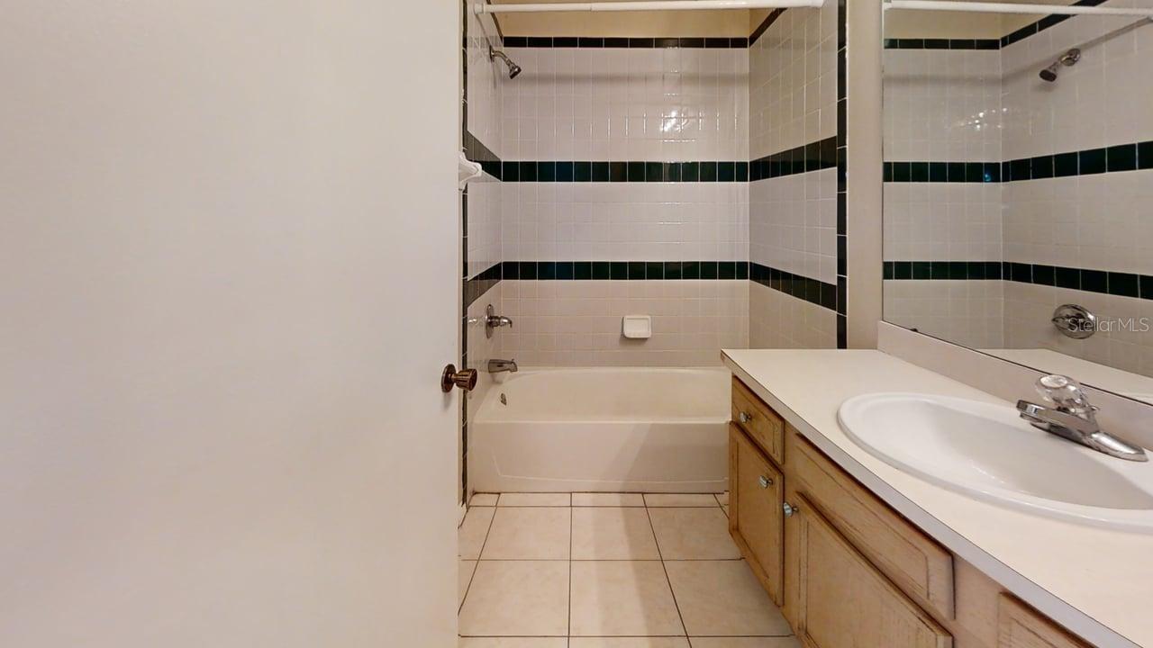 Image 21 of 24 For 1217 Cressford Place