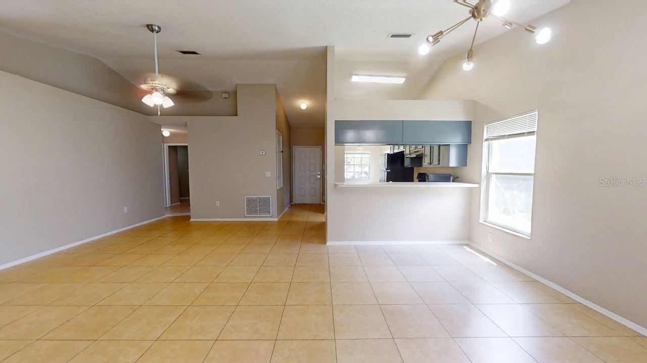 Image 8 of 24 For 1217 Cressford Place